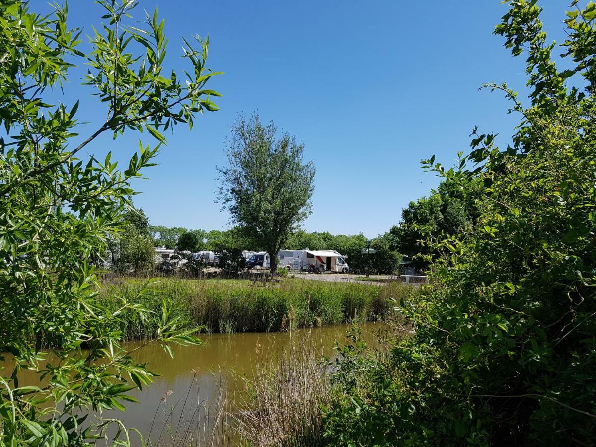 Luxe Lodge Zeehoeve Harlingen Exterior foto
