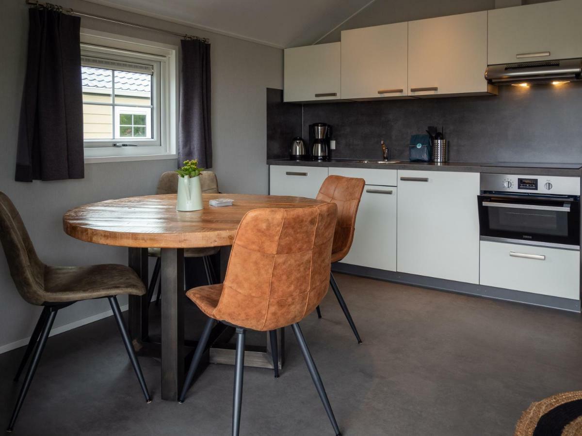 Luxe Lodge Zeehoeve Harlingen Exterior foto